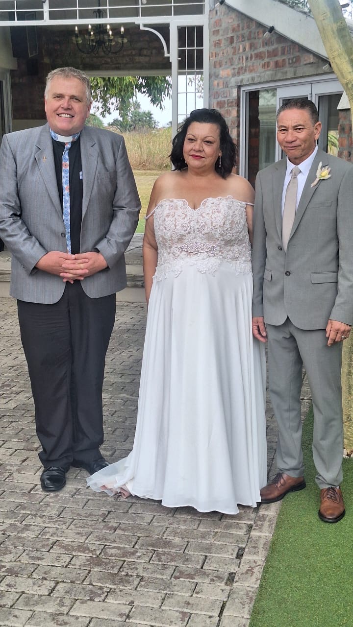 Wedding ceremony by Dr. Gerrit Rademeyer in Rheenendal